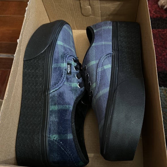 Vans Authentic stacked platform Velvet Plaid green black women’s size 9 - Picture 9 of 10